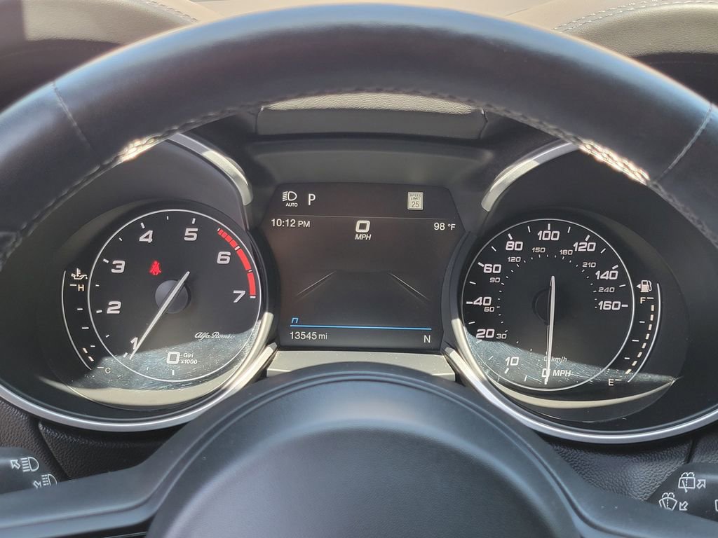 Used 2022 Alfa Romeo Stelvio Ti AWD/4WD image 7