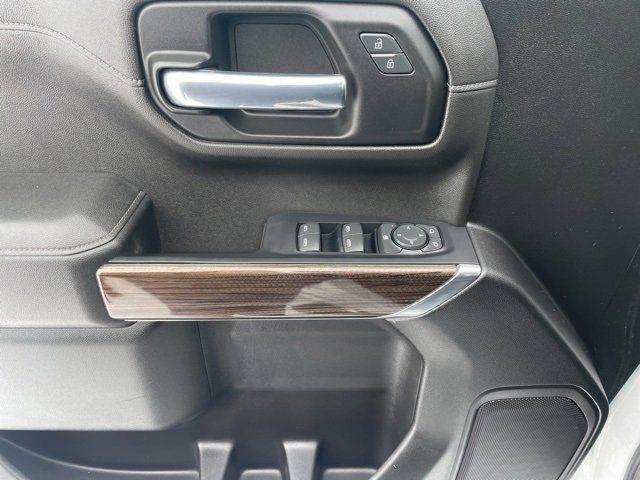Used 2021 Chevrolet Silverado 1500 LT image 16