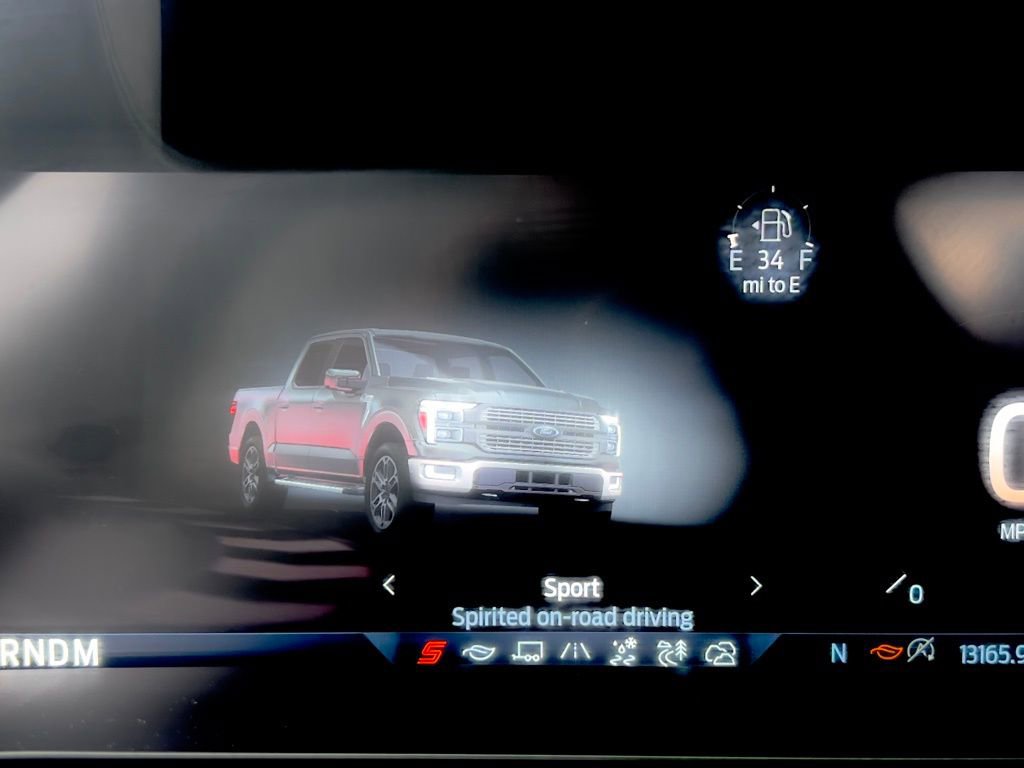 Used 2024 Ford F150 Platinum w/ FX4 Off-Road Package image 29
