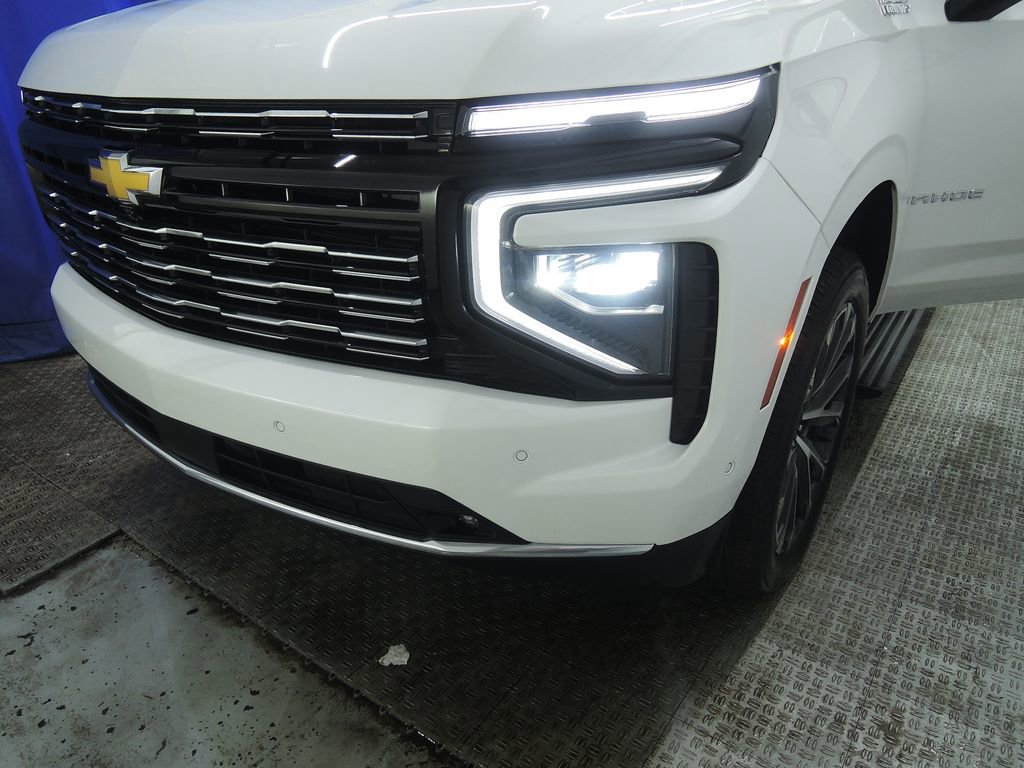 Used 2025 Chevrolet Tahoe High Country image 44