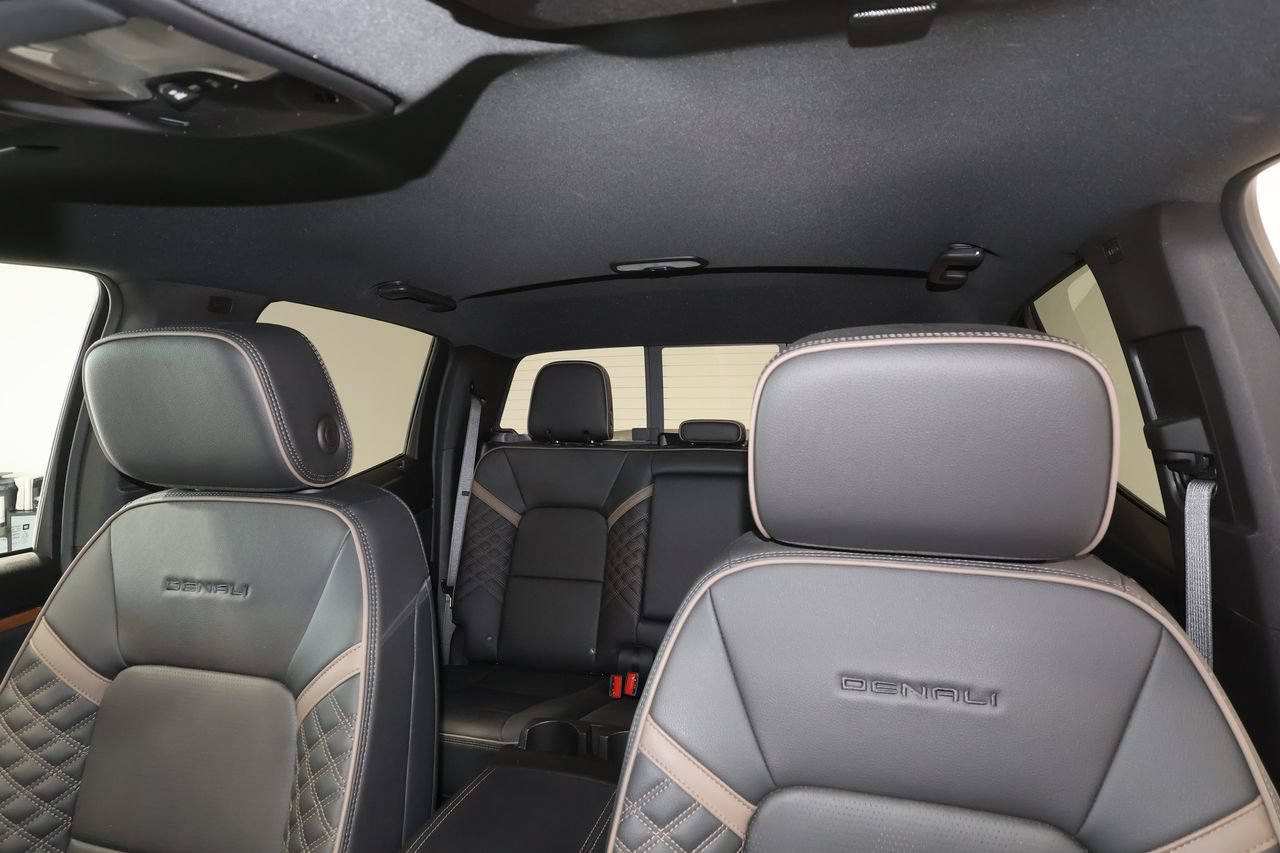 Certified 2026 GMC Canyon Denali AWD/4WD image 17
