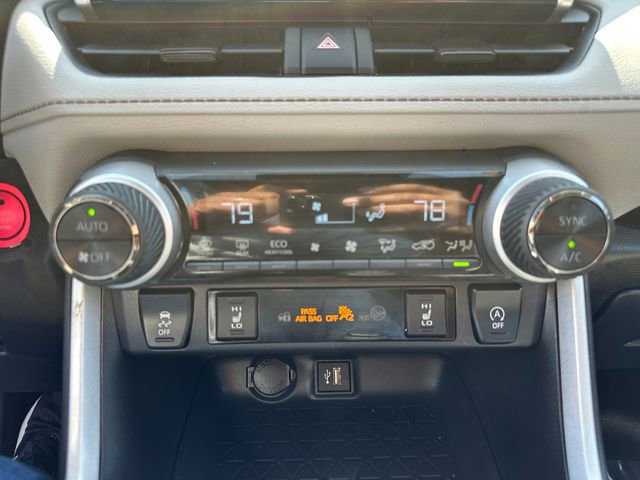 Used 2025 Toyota RAV4 XLE image 41