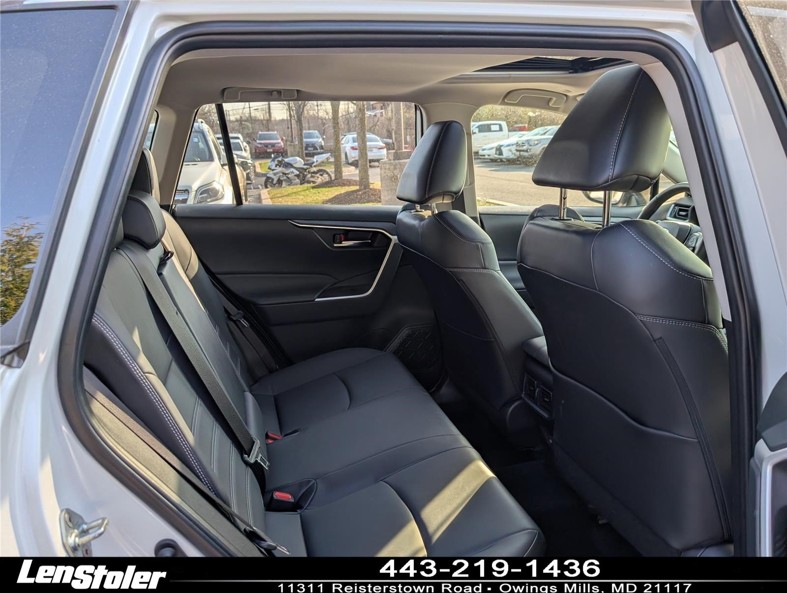 Used 2023 Toyota RAV4 XLE Premium AWD/4WD image 12