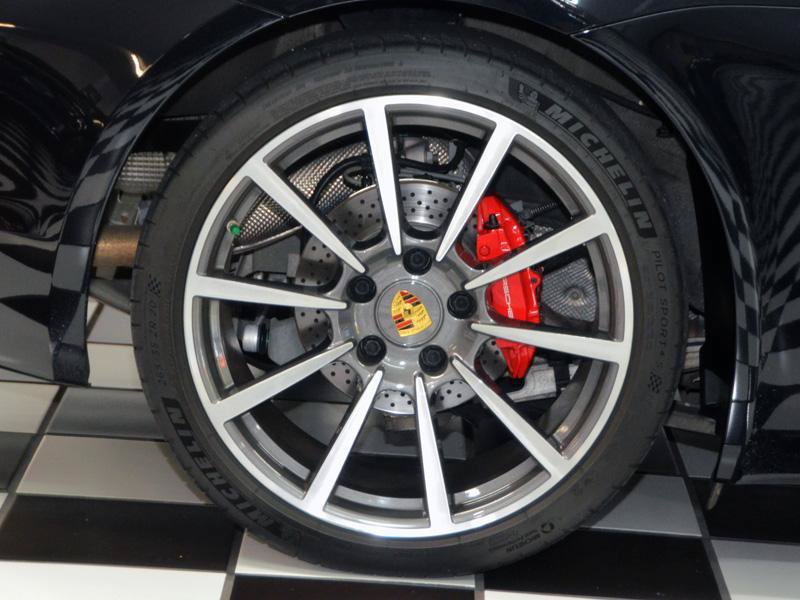 Used 2019 Porsche 718 Boxster S RWD image 15