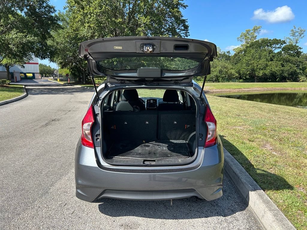 Used 2017 Nissan Versa Note SV FWD image 11