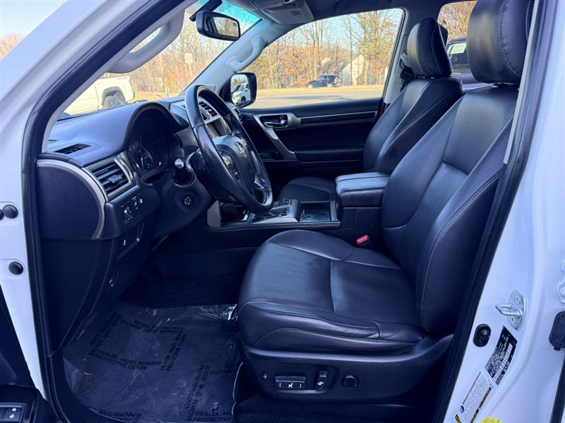 Used 2015 Lexus GX 460 4WD w/NAVIGATION SYSTEM & SUNR image 27