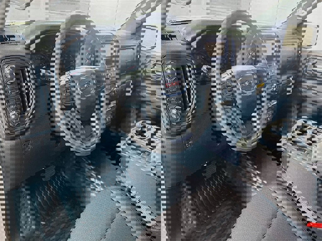 New 2026 GMC Sierra 1500 Pro w/ Pro Value Package image 4