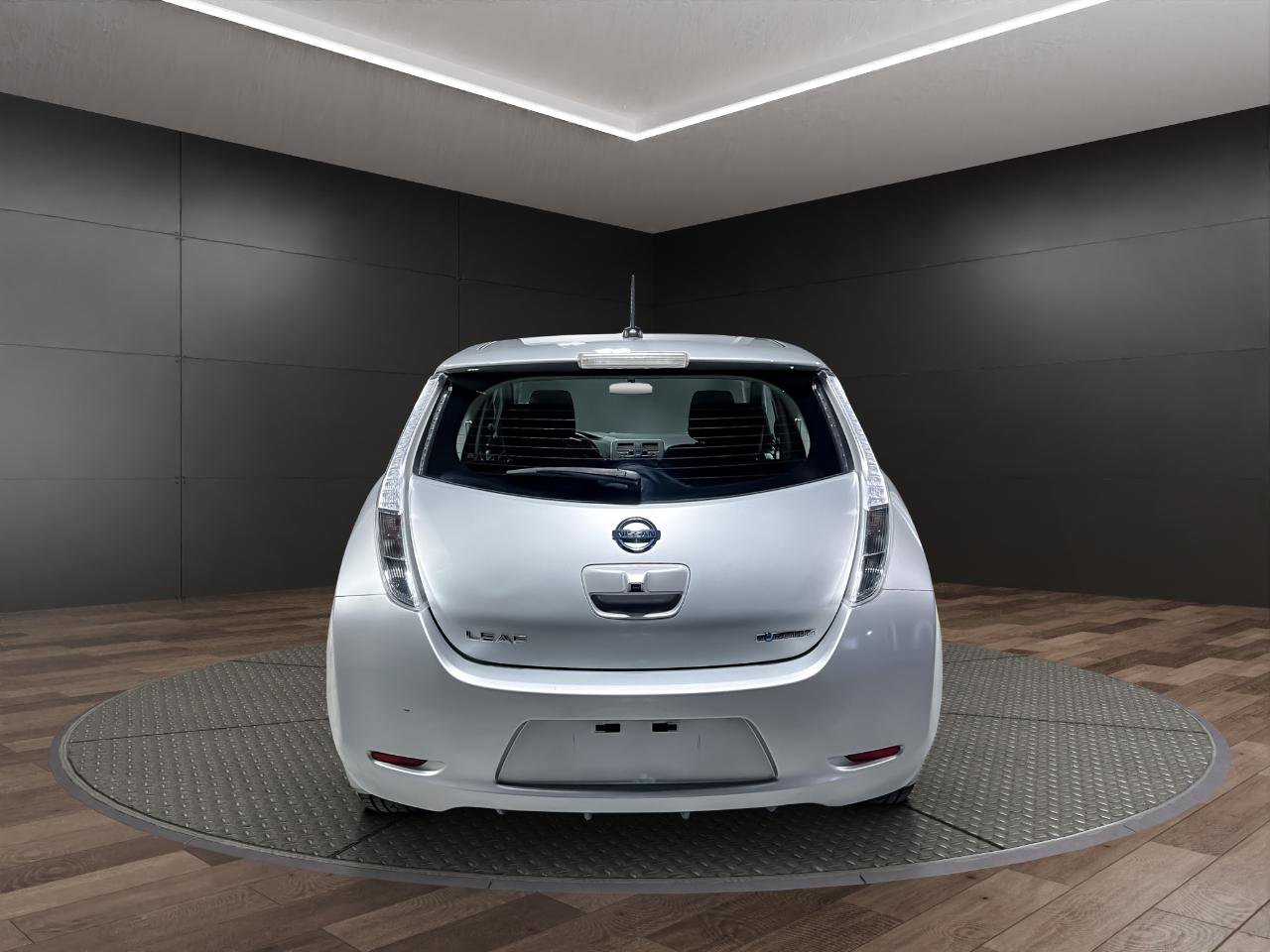 Used 2015 Nissan Leaf S w/ Charge Package image 7