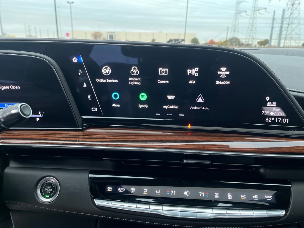 Used 2022 Cadillac Escalade Premium Luxury image 22