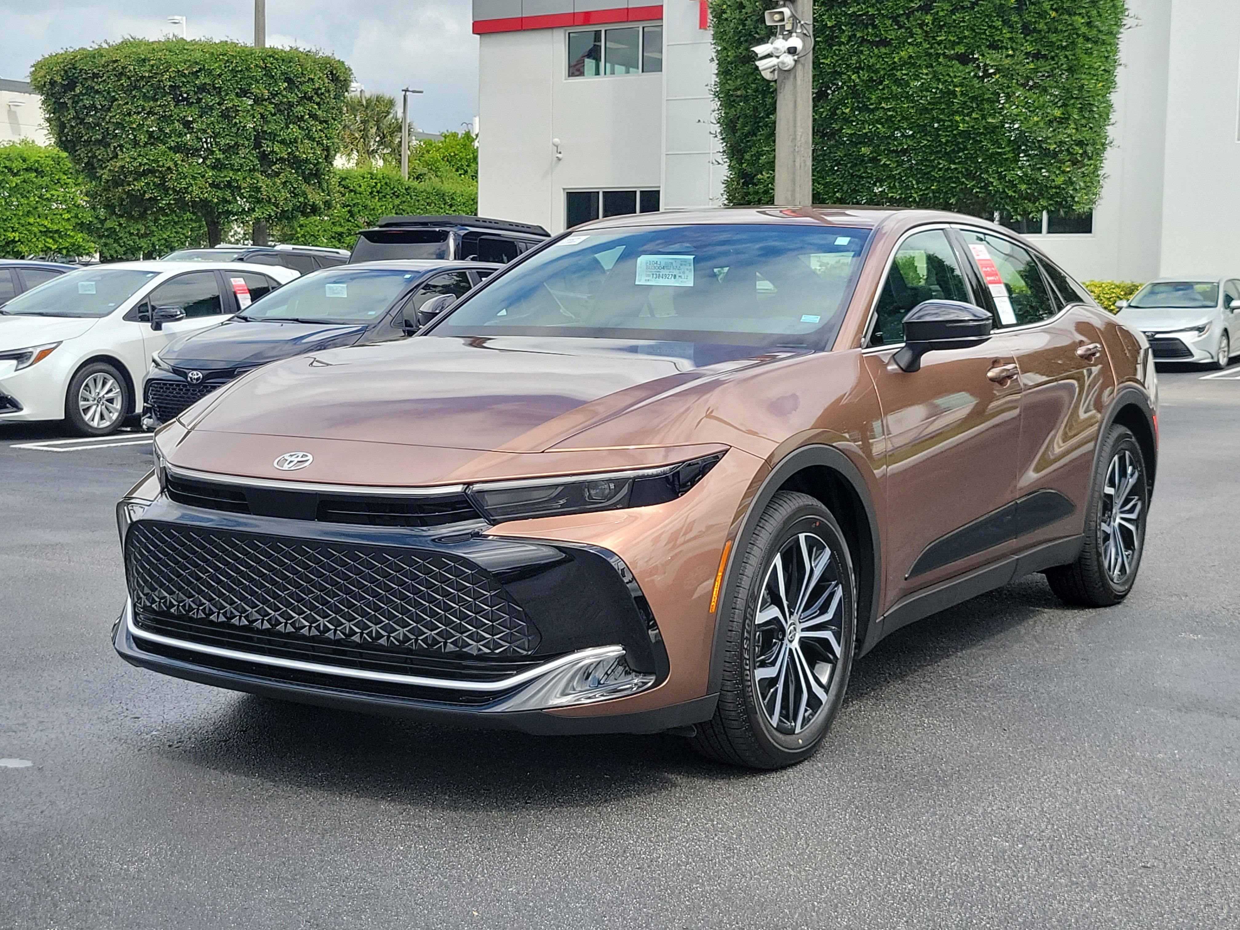 New 2026 Toyota Crown XLE AWD/4WD image 6