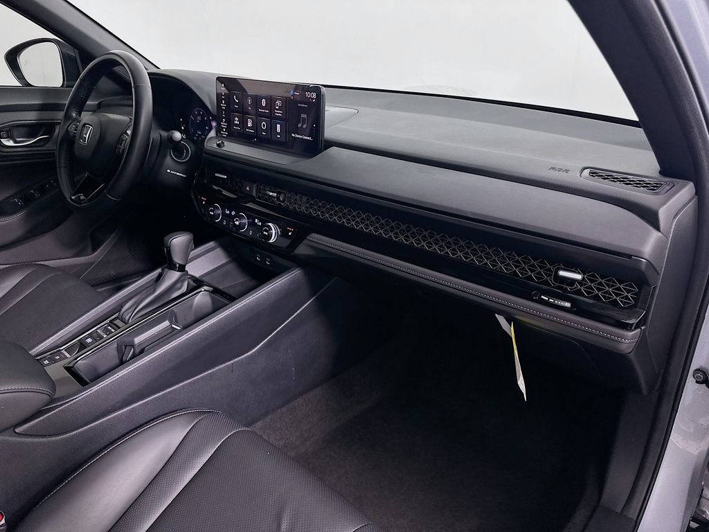 Used 2024 Honda Accord Sport image 28