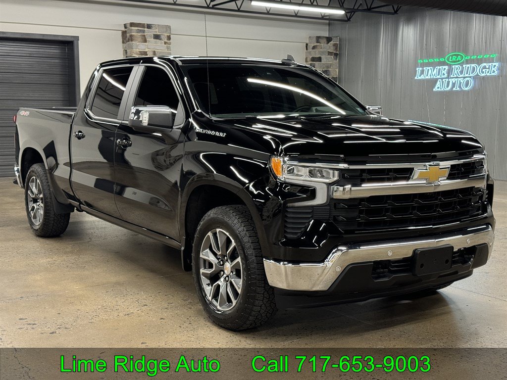 Used 2025 Chevrolet Silverado 1500 LT w/ Safety Package AWD/4WD image 1