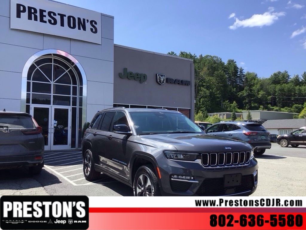 Used 2024 Jeep Grand Cherokee Limited 4xe AWD/4WD image 7