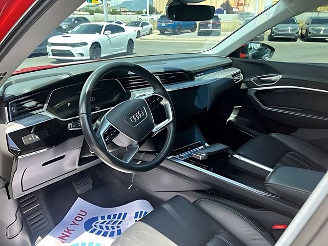Used 2021 Audi e-tron Prestige w/ Prestige Package AWD/4WD image 22