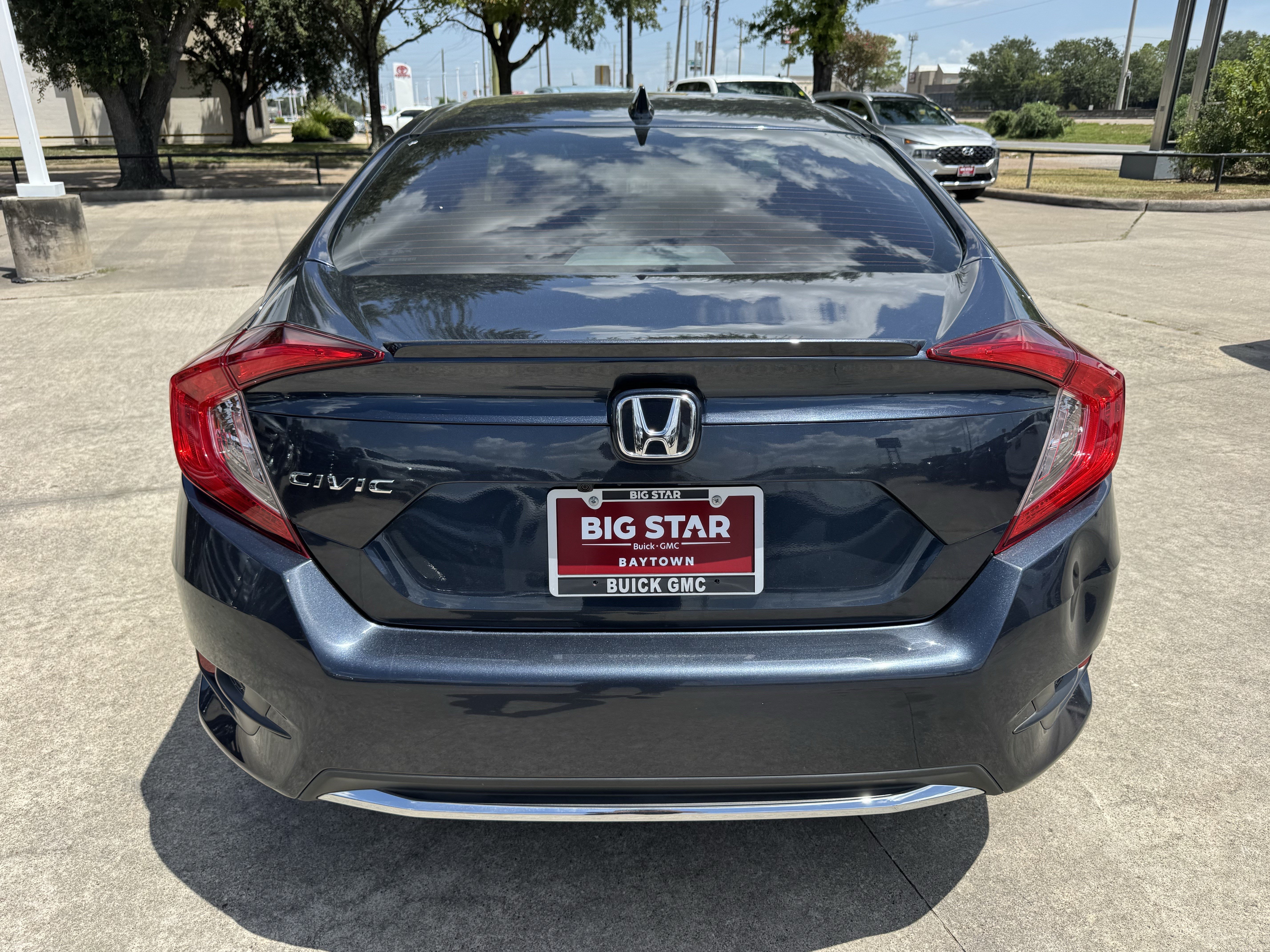 Used 2019 Honda Civic EX image 7