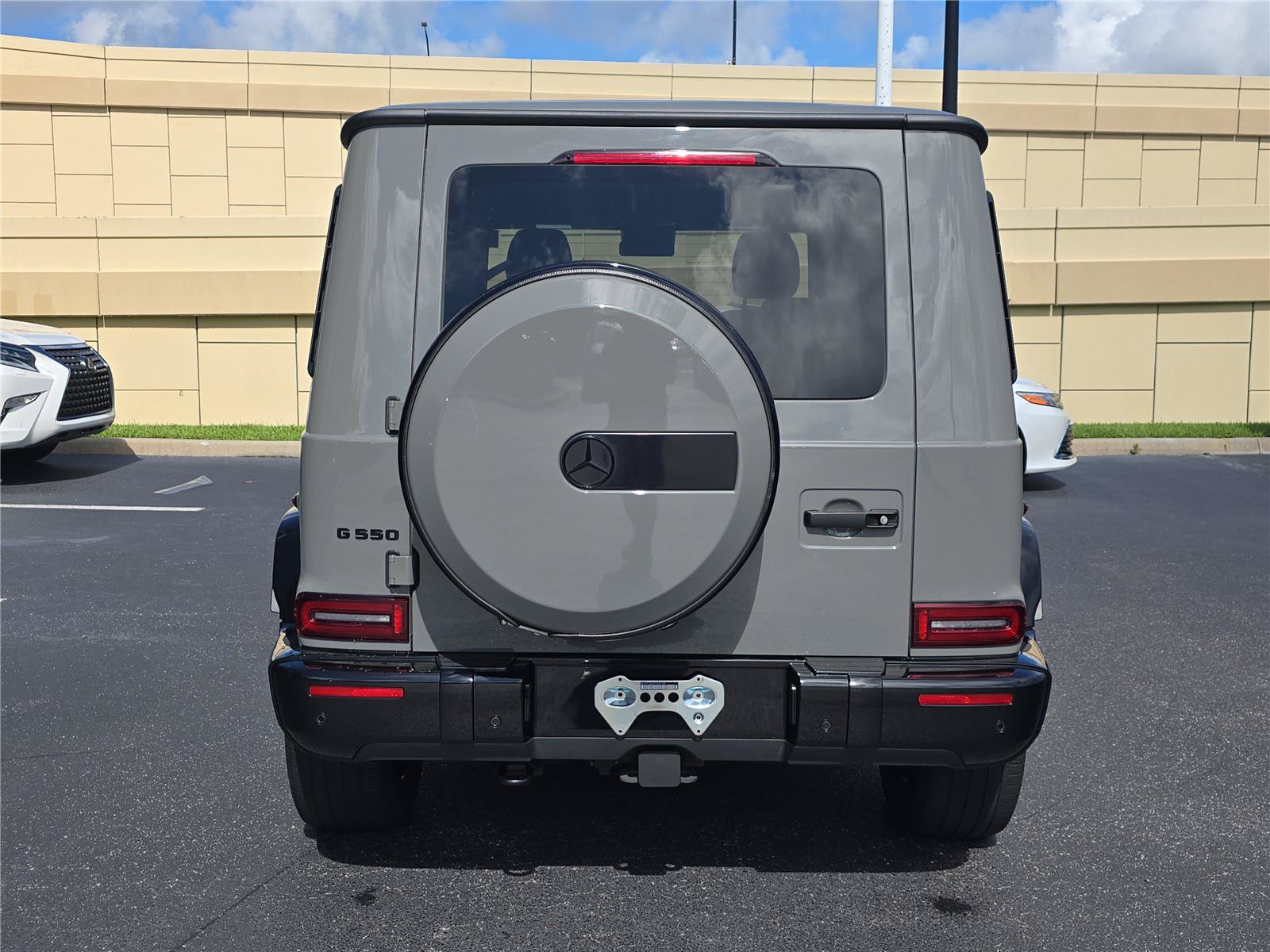 Used 2023 Mercedes-Benz G 550 image 4