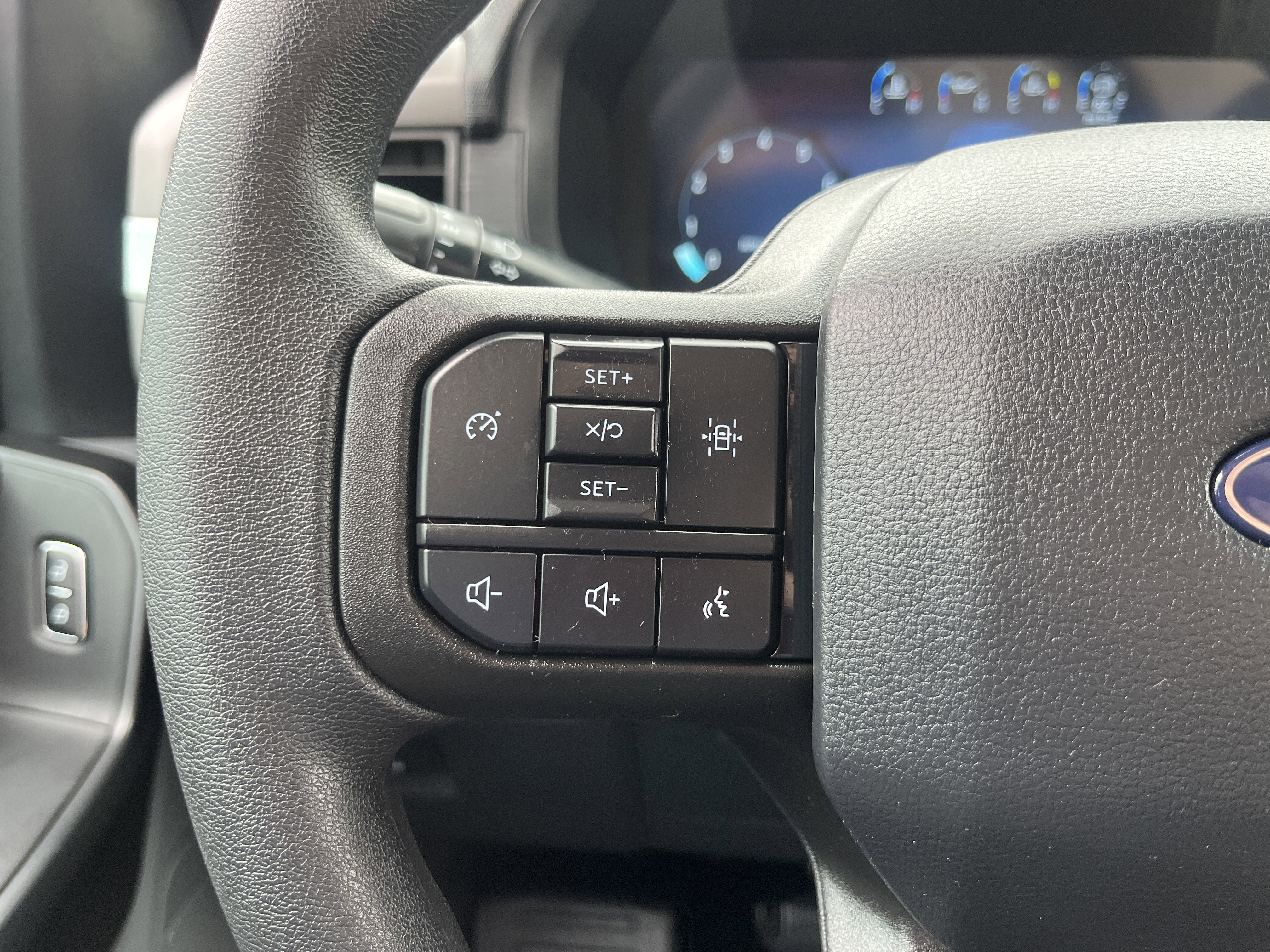 Used 2024 Ford F150 XL w/ Equipment Group 103A High AWD/4WD image 19