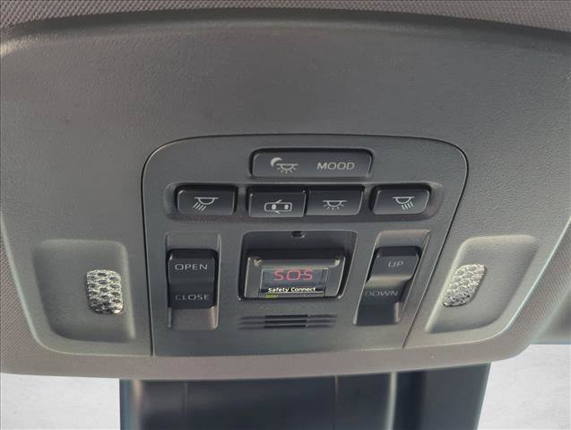 Certified 2019 Toyota Avalon Limited w/ All Weather Liner Package FWD image 26