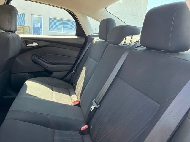 Used 2018 Ford Focus SE FWD image 19