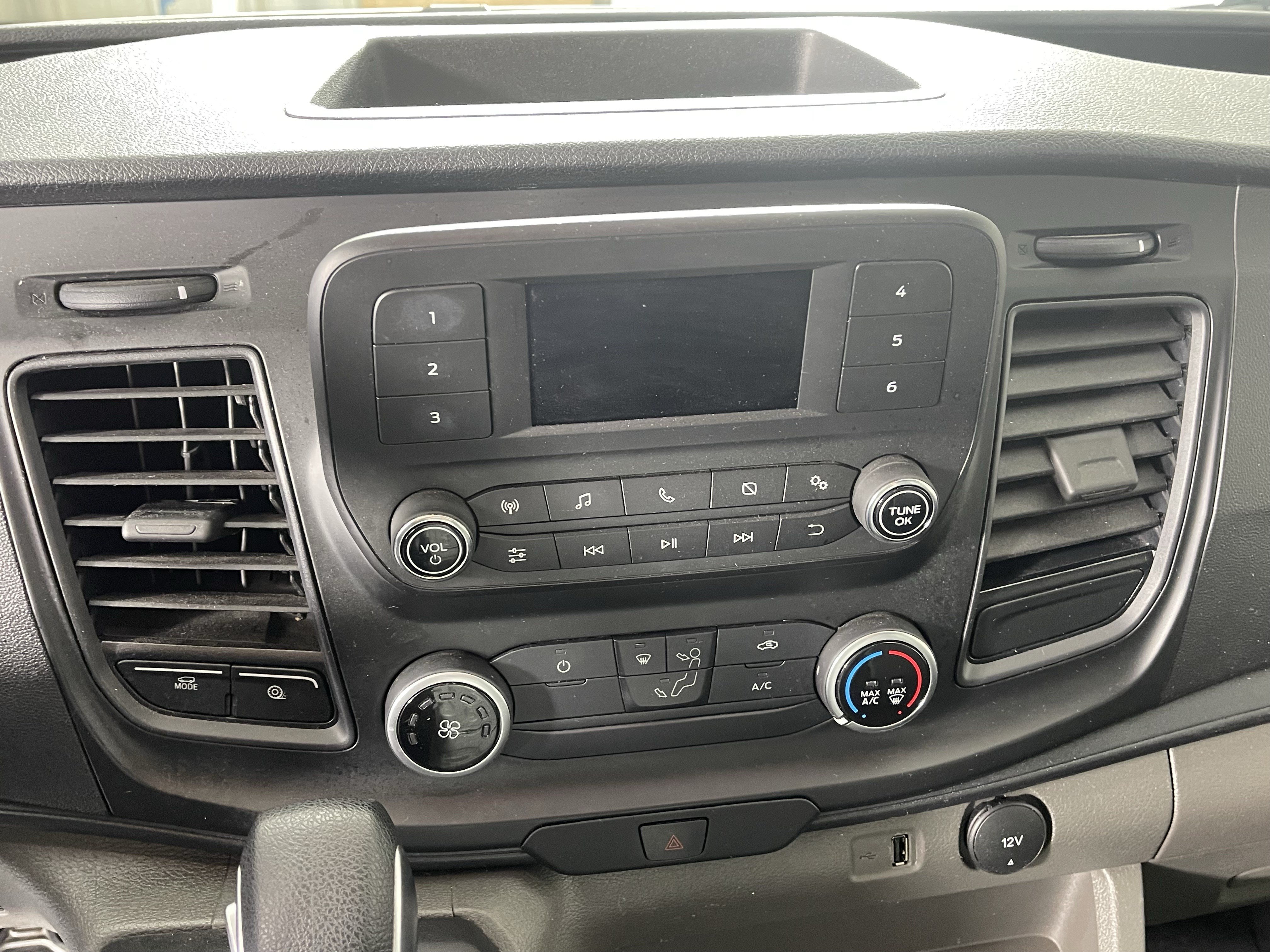 Used 2025 Ford Transit 250 148 High Roof AWD image 16