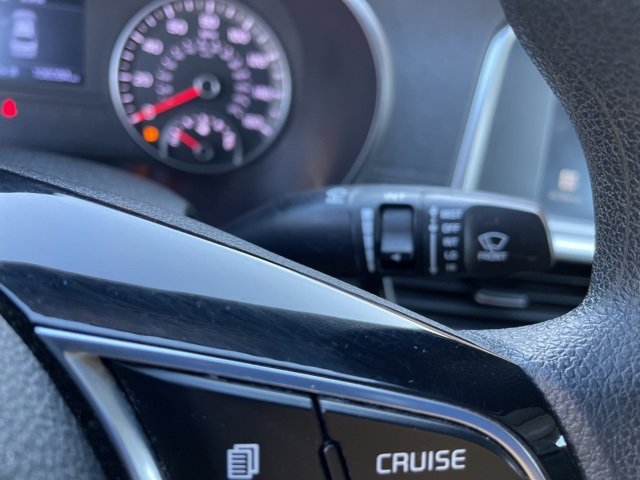 Used 2020 Kia Optima LX image 29