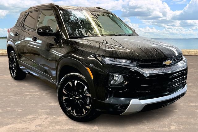 Used 2023 Chevrolet TrailBlazer LT image 1