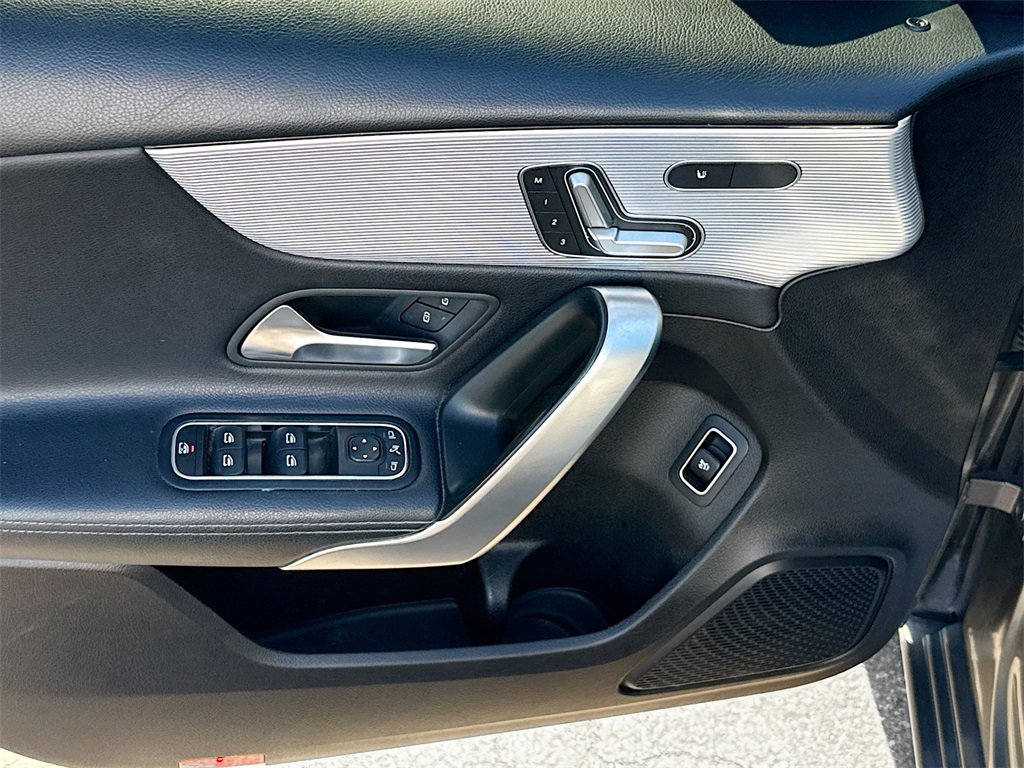 Used 2019 Mercedes-Benz A 220 4MATIC w/ Premium Package image 18