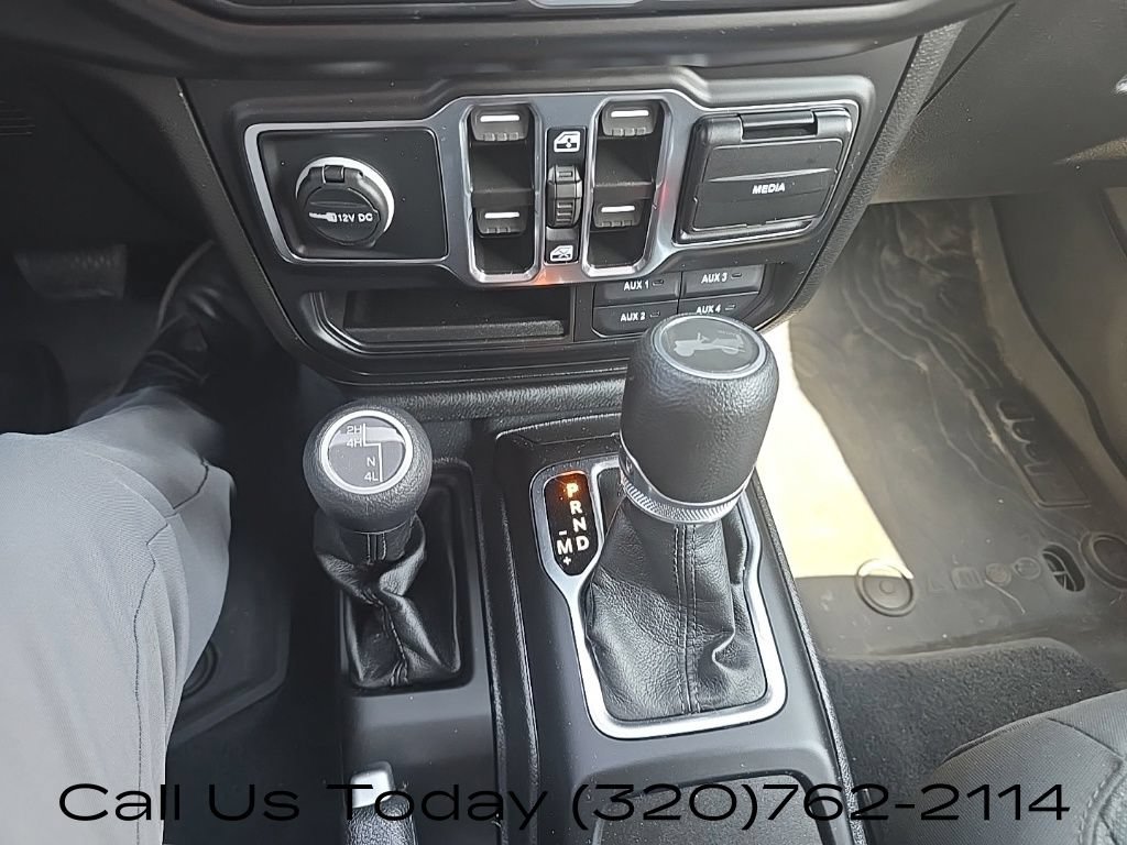 Used 2023 Jeep Wrangler Unlimited Sport AWD/4WD image 15