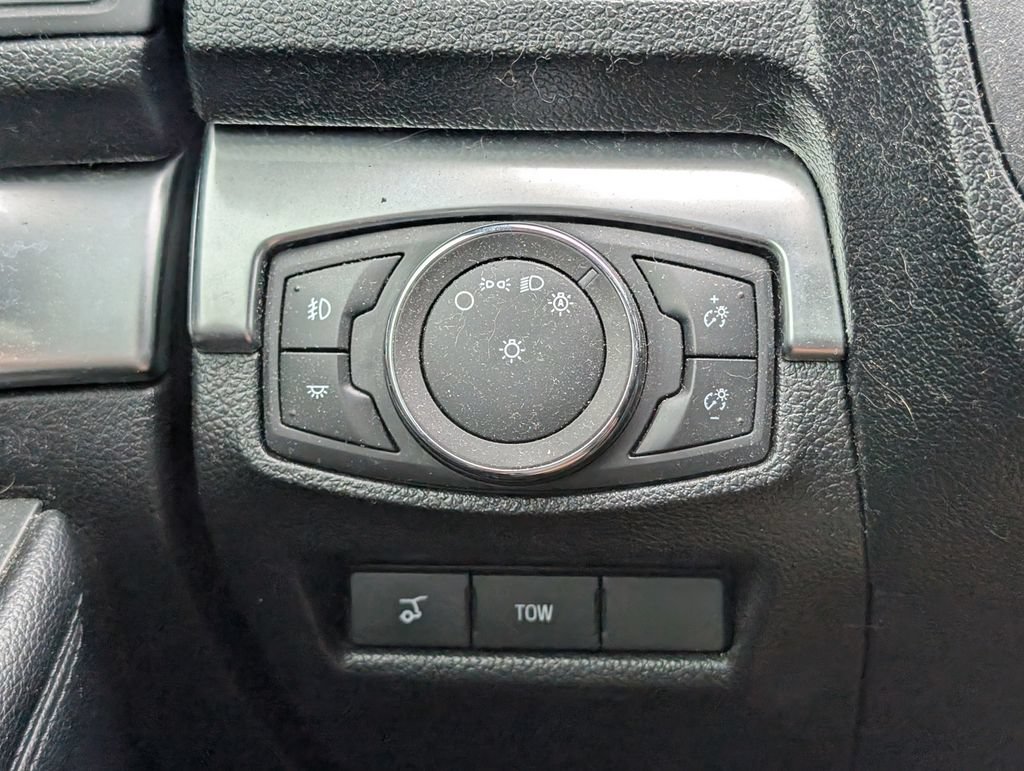 Used 2019 Ford Explorer Sport AWD/4WD image 23