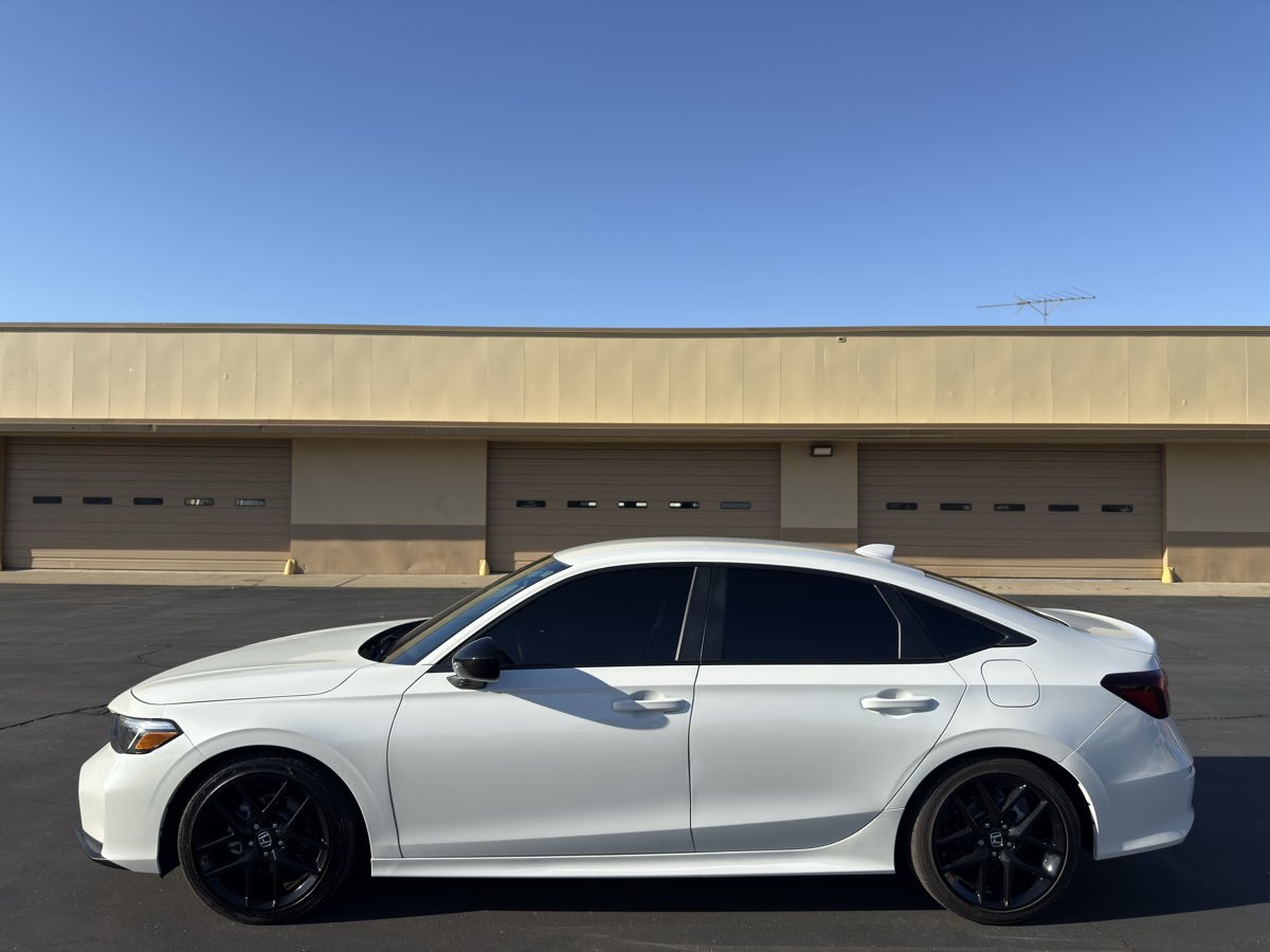 Used 2025 Honda Civic Sport image 4