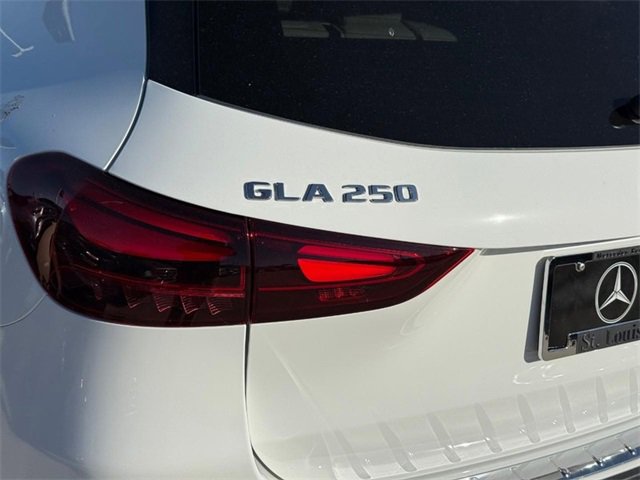 New 2026 Mercedes-Benz GLA 250 4MATIC image 5