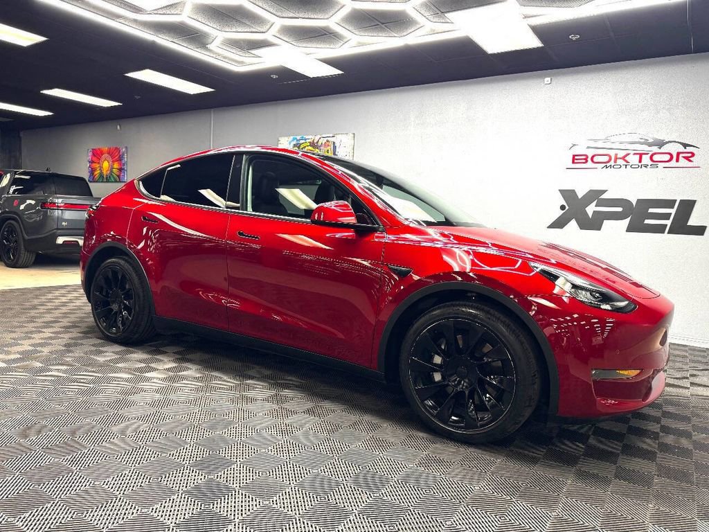 Used 2021 Tesla Model Y Long Range image 2