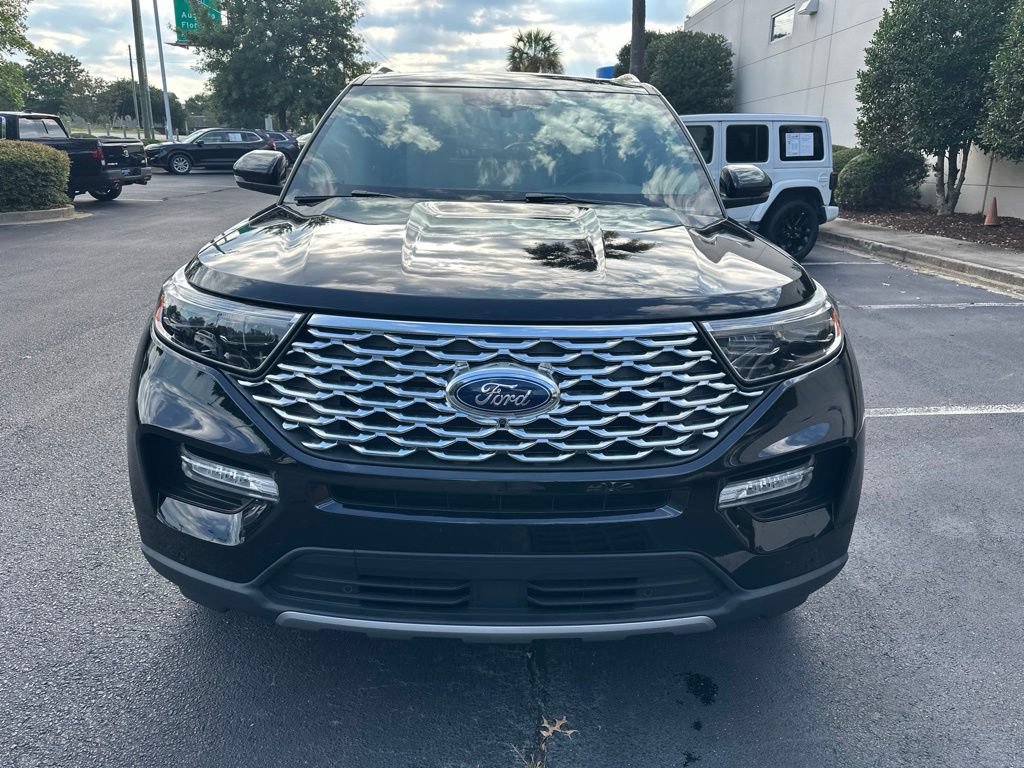 Used 2023 Ford Explorer Platinum w/ Technology Package AWD/4WD image 8