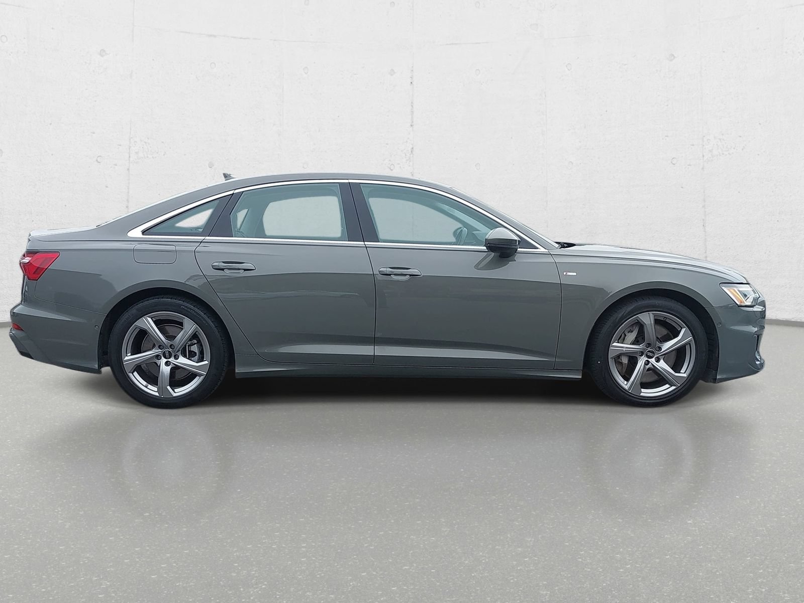 Used 2024 Audi A6 Premium Plus AWD/4WD image 4