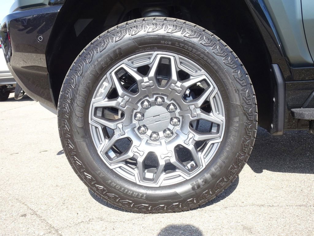 Used 2024 GMC Hummer EV 3X AWD/4WD image 30