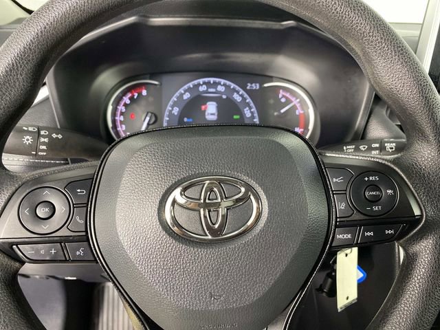 Used 2025 Toyota RAV4 LE AWD/4WD image 14