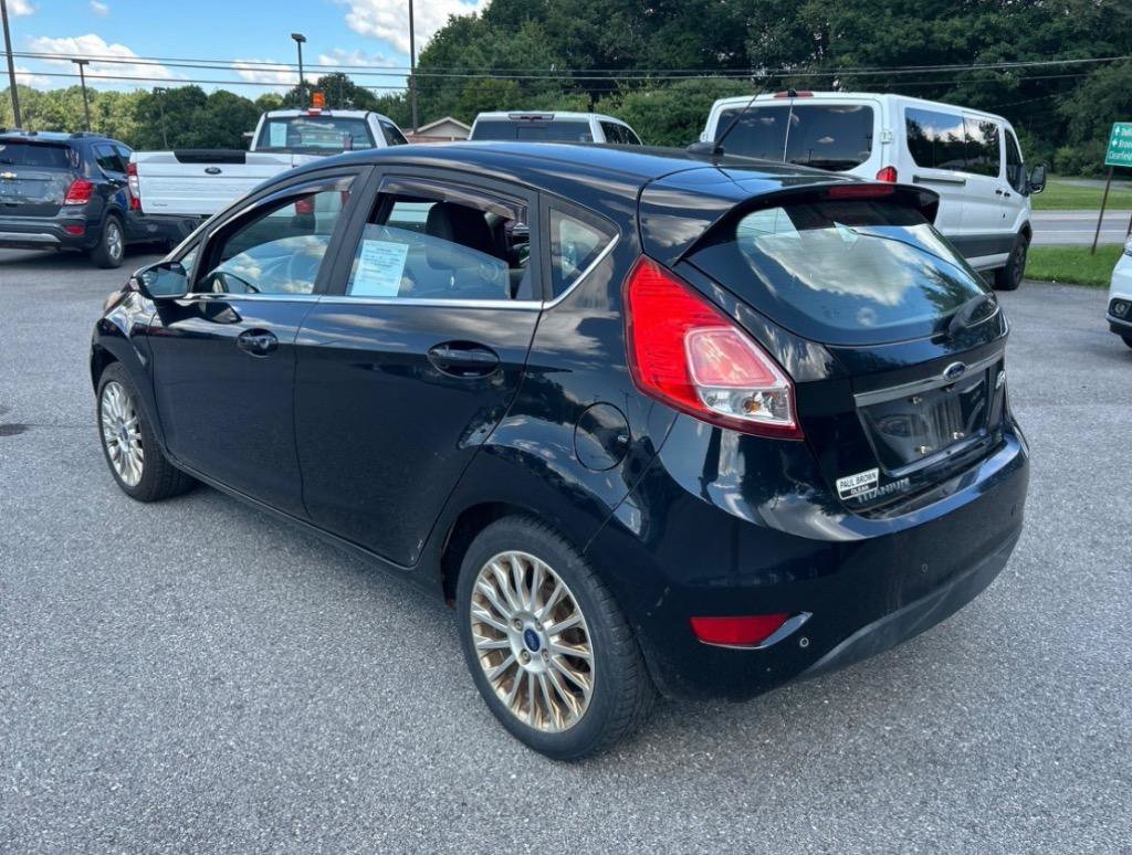 Used 2016 Ford Fiesta Titanium FWD image 7