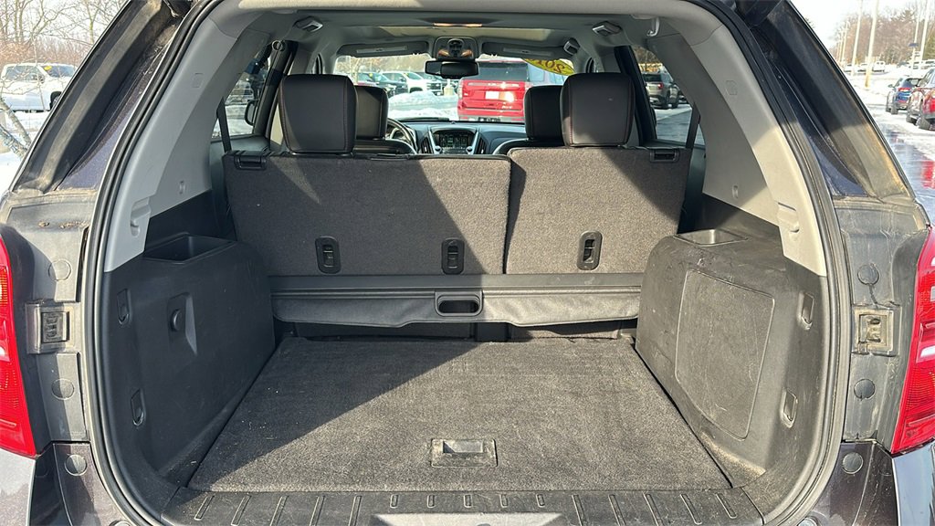 Used 2016 Chevrolet Equinox LTZ w/ Enhanced Convenience Package image 28