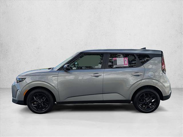 Used 2024 Kia Soul LX w/ Option Group 015 FWD image 9