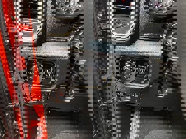 Used 2025 RAM 1500 Lone Star image 35