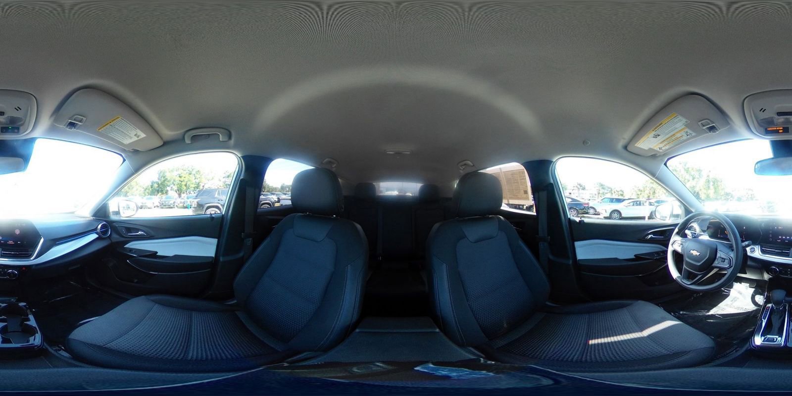 Used 2025 Chevrolet Trax LT image 43