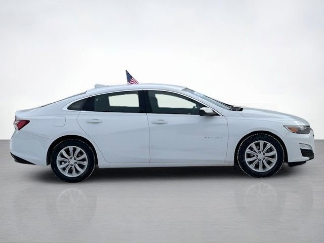 Used 2020 Chevrolet Malibu LT image 2