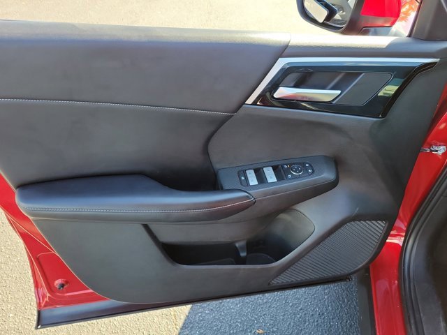 Used 2022 Mitsubishi Outlander SE image 22