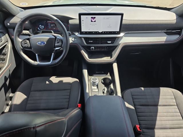 Certified 2025 Ford Explorer ST-Line AWD/4WD image 30