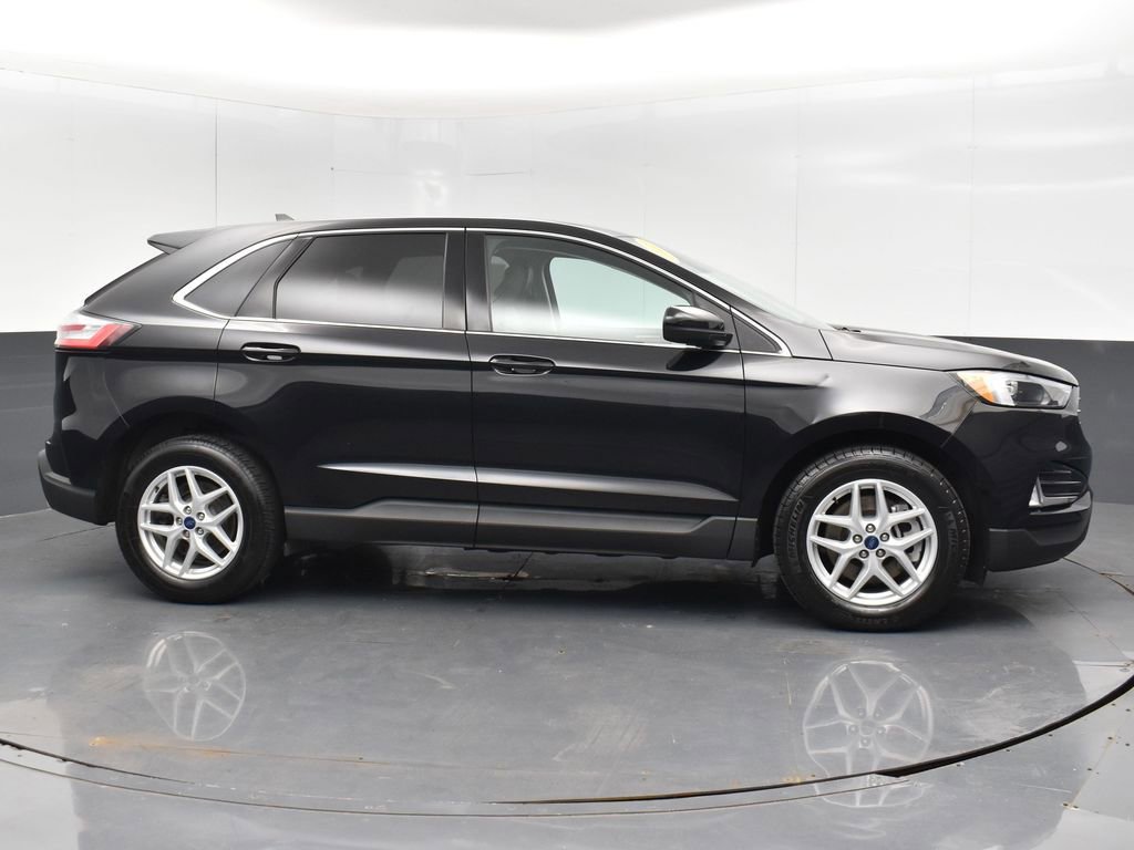 Used 2022 Ford Edge SEL w/ Convenience Package image 4