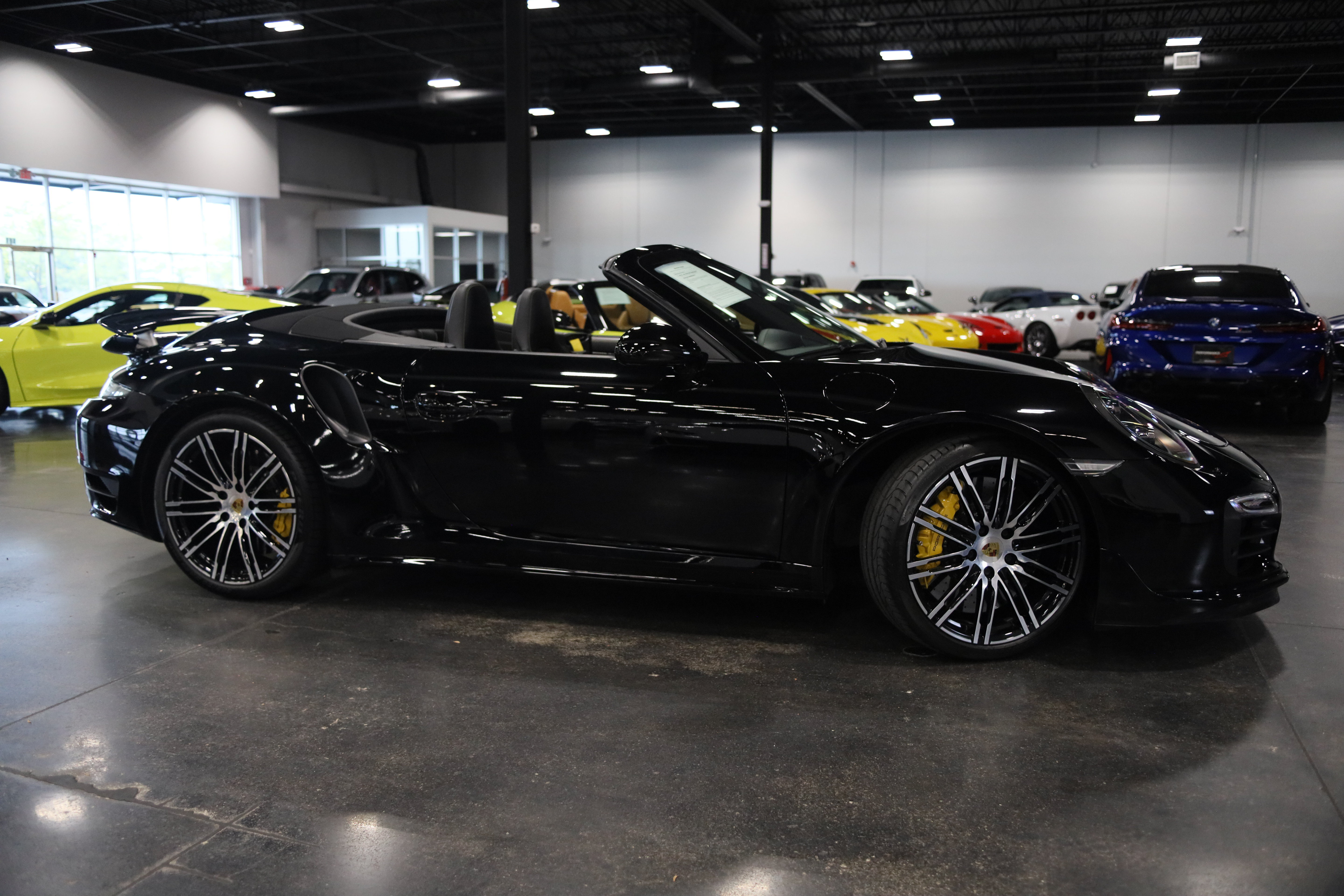 Used 2015 Porsche 911 Turbo S AWD/4WD image 9
