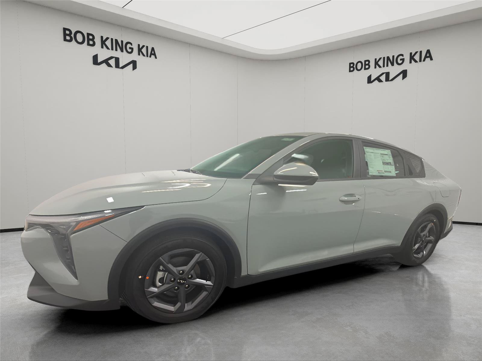 New 2026 Kia K4 FWD image 1
