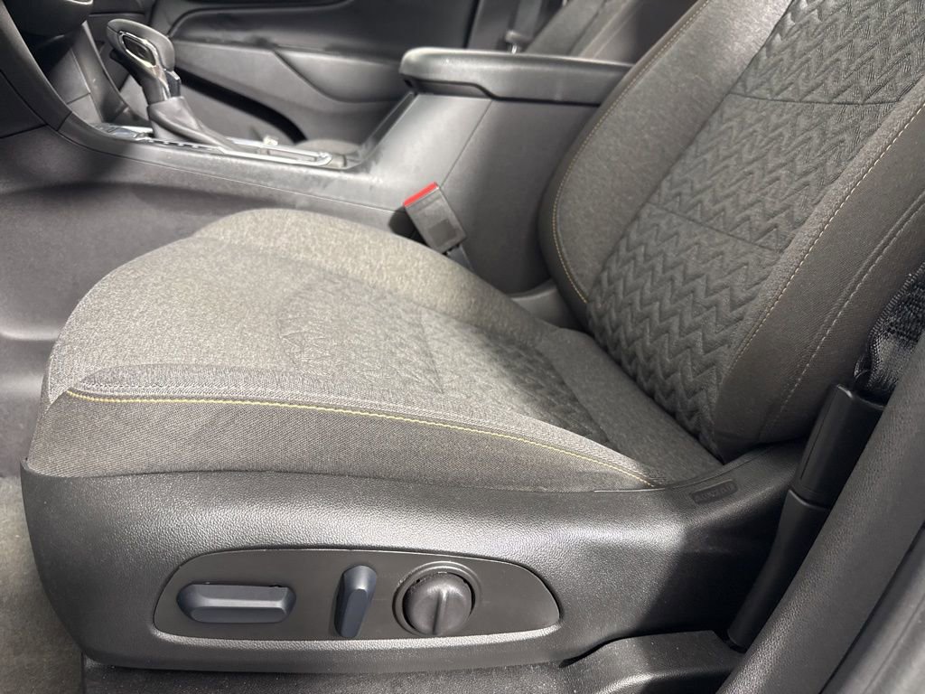 Used 2024 Chevrolet Equinox LT image 16