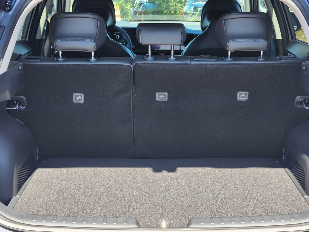 New 2025 Kia Niro EX image 13
