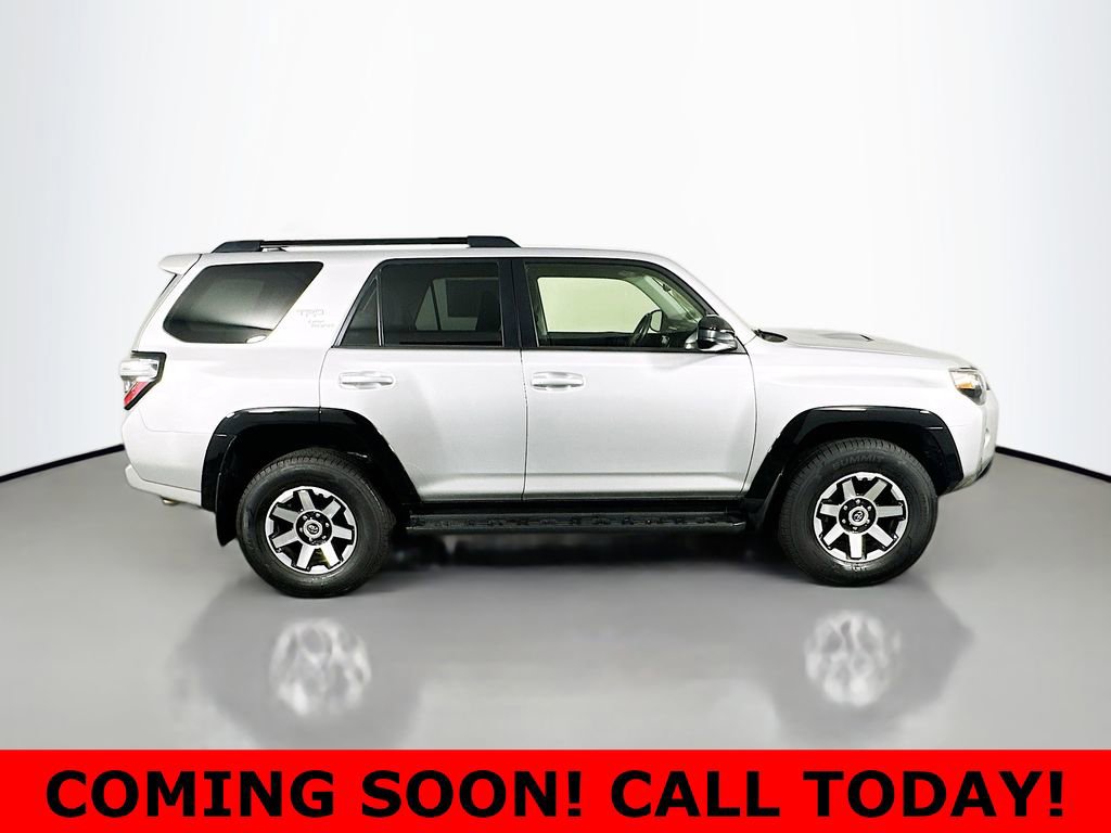 Used 2022 Toyota 4Runner TRD Off-Road image 8
